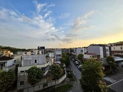 Straits Gardens (D27), Terrace #597542301